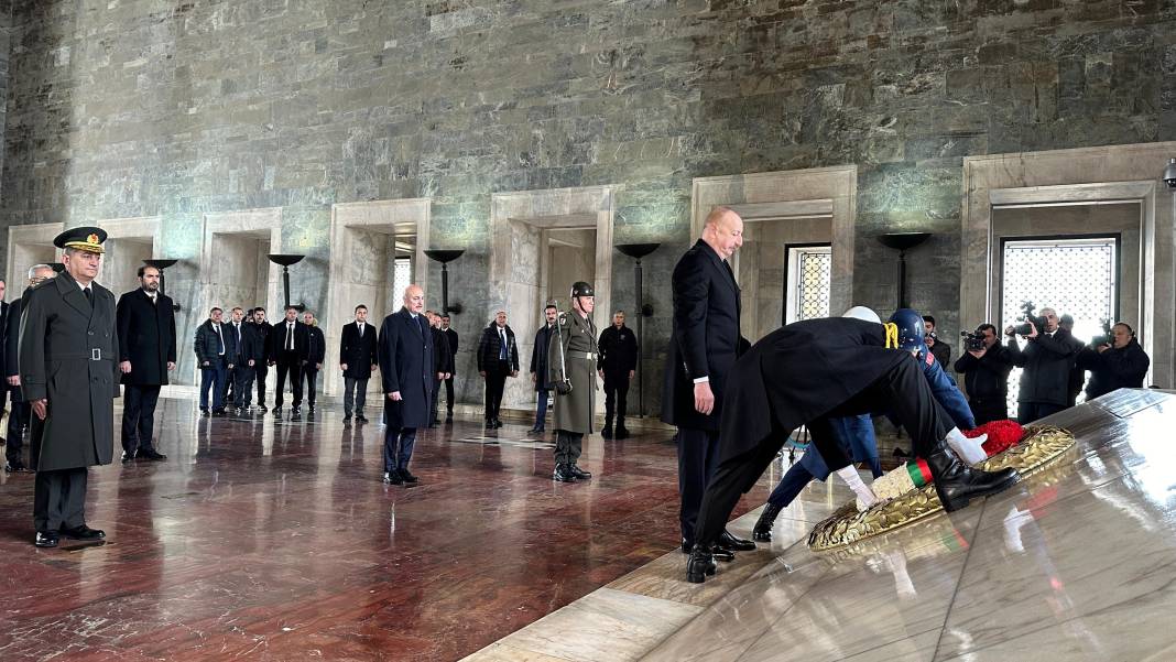 Azerbaycan Cumhurbaşkanı Aliyev Anıtkabir'de 6
